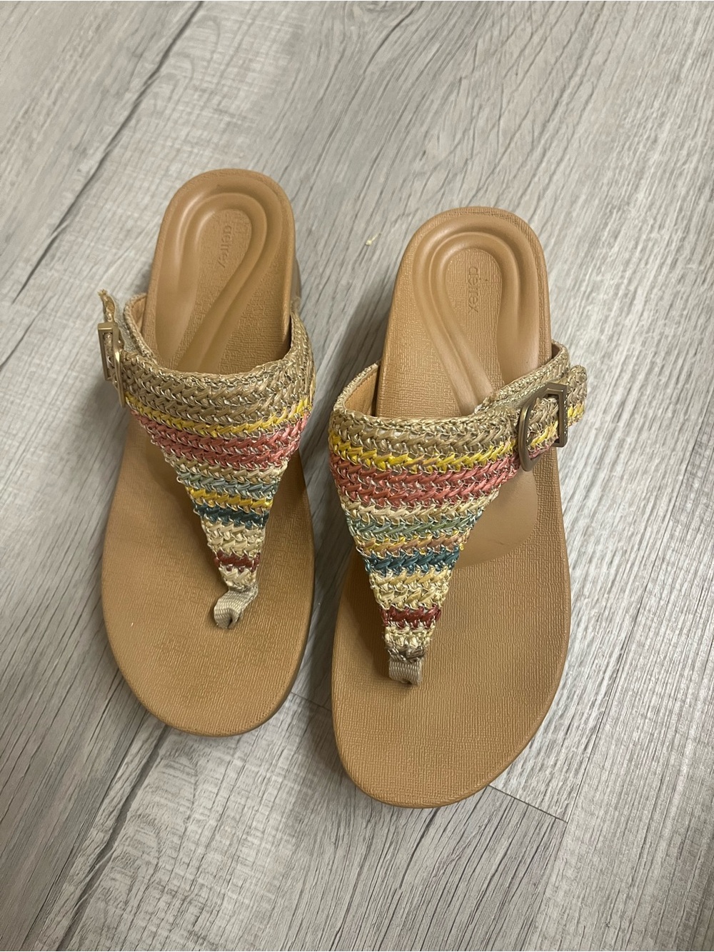 Aetrex Multicolor Woven Thong Sandals - Tan Footbed